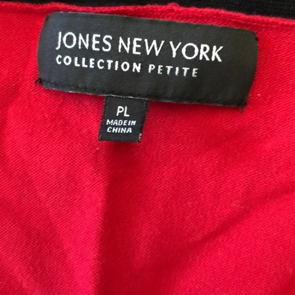 Jones New York red button down cardigan women PL silk blend excellent condition - Picture 5 of 6